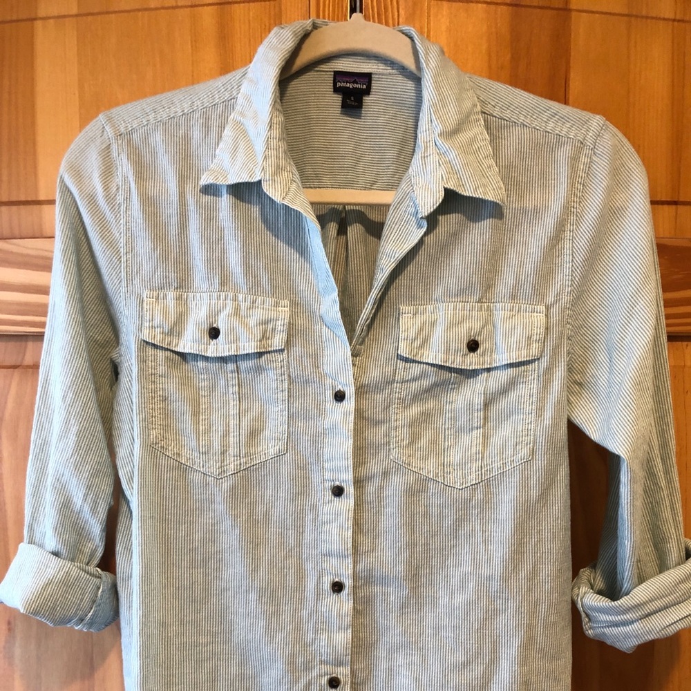 Women’s Patagonia Organic Cotton Top Size Small